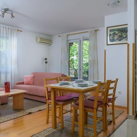 Apartment Sunce Pula Exterior photo